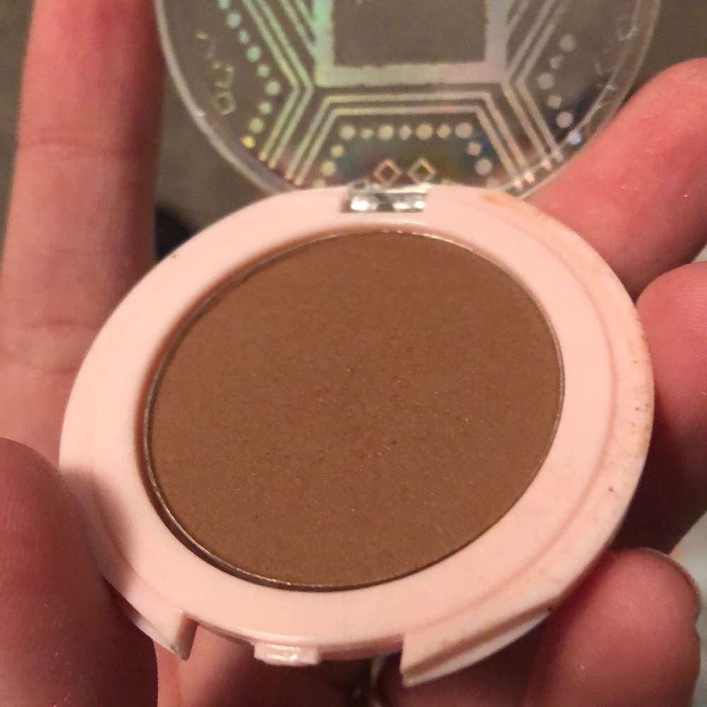 Bronzer - Picture 3 of 3